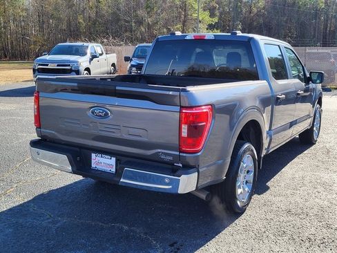 Used 2023 Ford F150 XLT image 2