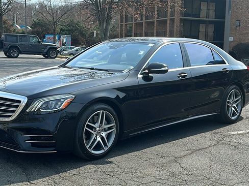 Used 2019 Mercedes-Benz S 560 4MATIC Sedan image 2