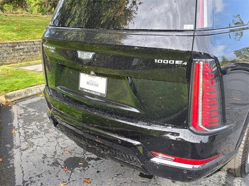 New 2026 Cadillac Escalade IQL Sport 1 image 15