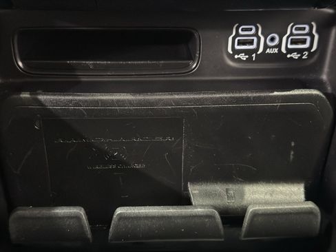 Used 2021 RAM 1500 Laramie image 30