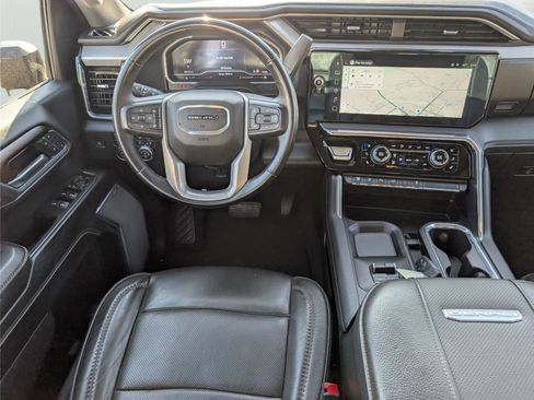 Used 2024 GMC Sierra 3500 Denali w/ Denali Reserve Package image 31