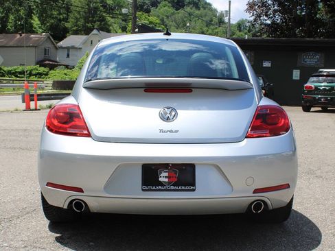 Used 2012 Volkswagen Beetle 2.0T FWD image 7