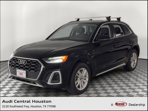 Used 2022 Audi Q5 2.0T Premium w/ Convenience Package AWD/4WD image 1