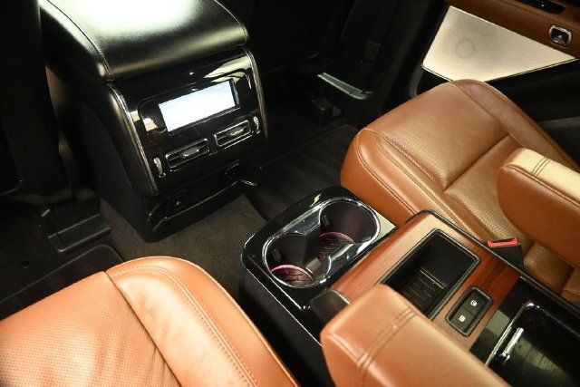 Used 2023 Lincoln Aviator Reserve w/ Equipment Group 201A RWD image 23