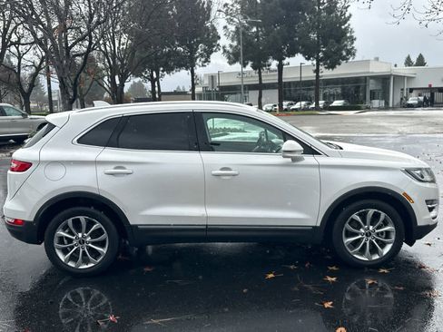 Used 2017 Lincoln MKC Select w/ Select Plus Package image 20
