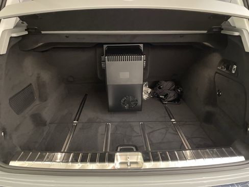 Certified 2025 Mercedes-Benz Maybach GLS 600 4MATIC image 9