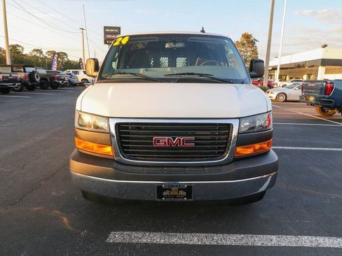 Used 2024 GMC Savana 2500 w/ Driver Convenience Package RWD image 2