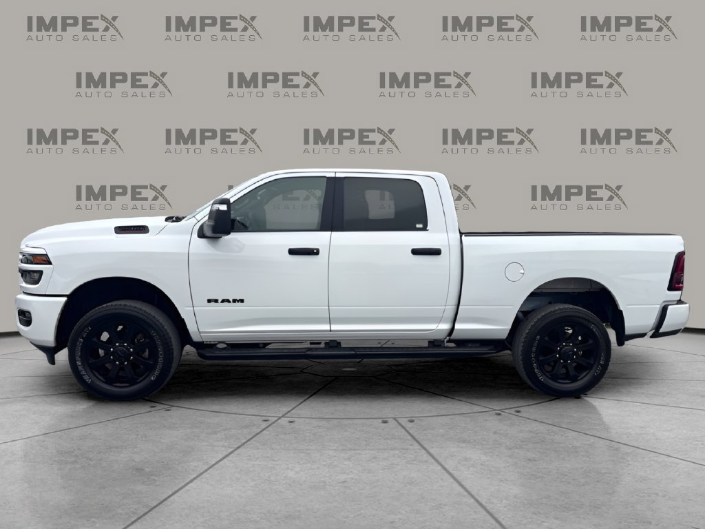 Used 2025 RAM 2500 Big Horn AWD/4WD image 2