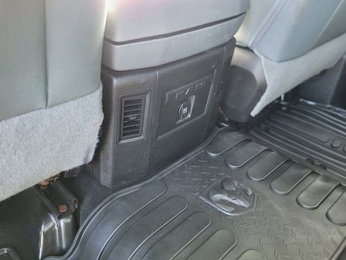 Used 2018 RAM 1500 Big Horn image 26