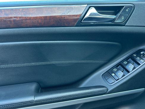 Used 2010 Mercedes-Benz ML 350 4MATIC image 11