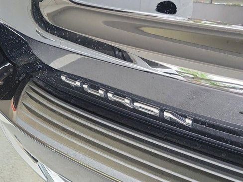 Used 2025 GMC Yukon Elevation RWD image 7