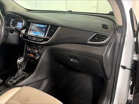 Used 2019 Buick Encore Preferred image 15