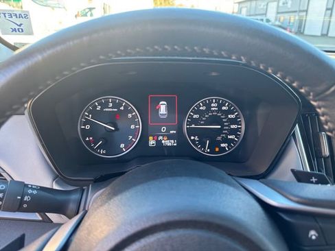 Certified 2025 Subaru Outback Premium AWD/4WD image 28