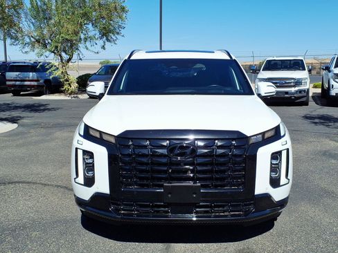 Used 2024 Hyundai Palisade Calligraphy AWD/4WD image 2