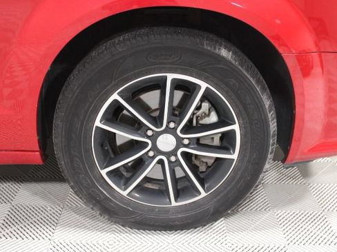 Used 2016 Dodge Grand Caravan R/T FWD image 38