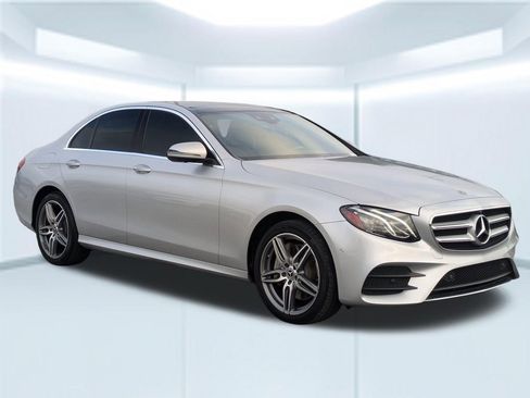 Used 2020 Mercedes-Benz E 350 4MATIC Sedan image 7