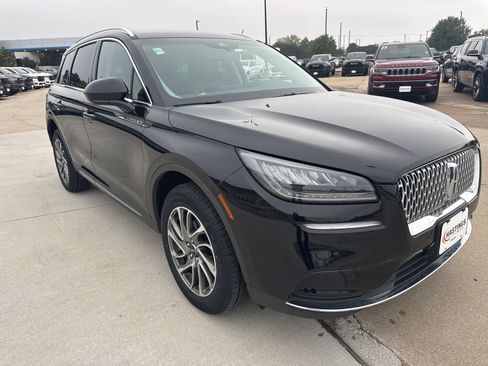 Used 2022 Lincoln Corsair AWD w/ Equipment Group 101A image 10