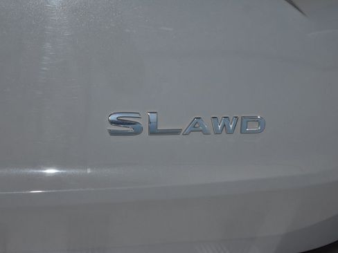 Used 2023 Nissan Rogue SL w/ SL Premium Package image 35