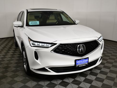 Used 2024 Acura MDX SH-AWD image 3