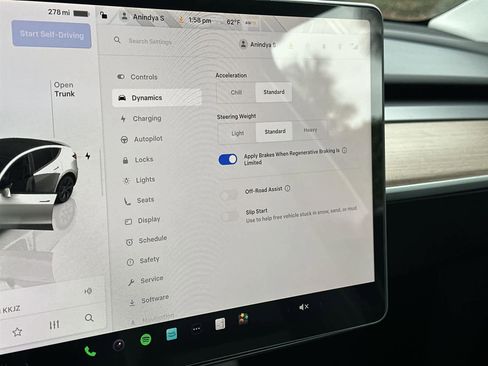 Used 2024 Tesla Model Y Long Range image 28