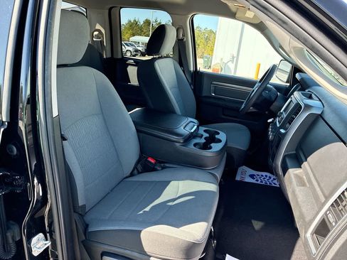 Used 2024 RAM 1500 Classic SLT image 24