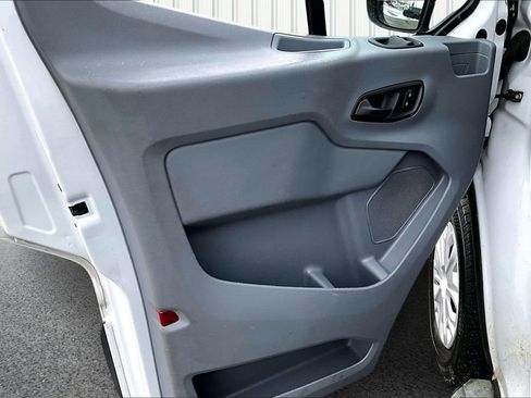 Used 2018 Ford Transit 250 130 Low Roof w/ Exterior Upgrade Package image 19