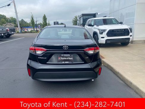New 2024 Toyota Corolla LE image 6