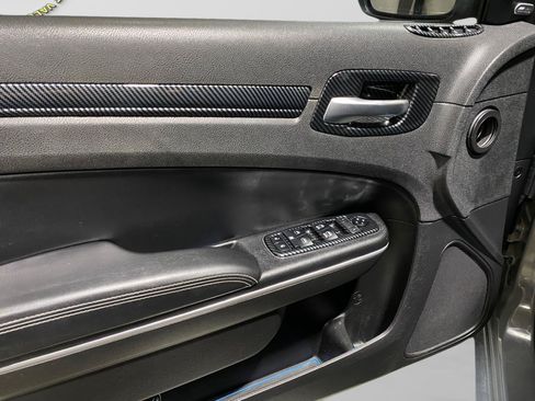 Used 2019 Chrysler 300 S AWD/4WD image 6