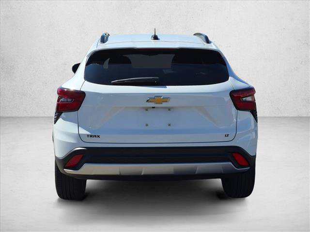 Used 2025 Chevrolet Trax LT w/ Driver Confidence Package FWD image 6