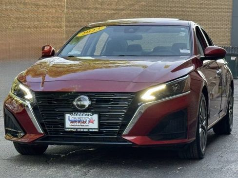 Used 2023 Nissan Altima 2.5 SV w/ SV Premium Package FWD image 29