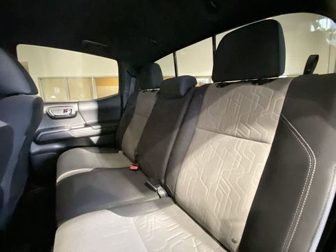 Used 2021 Toyota Tacoma TRD Off-Road w/ Technology Package image 24