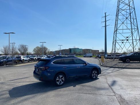 Used 2020 Subaru Outback Touring w/ Popular Package #2 image 15
