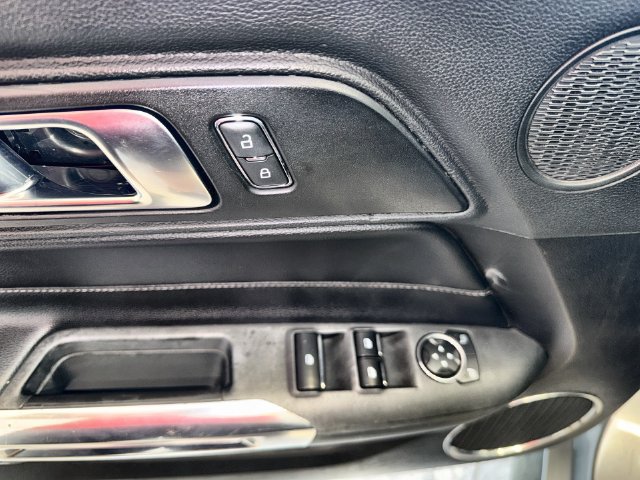 Used 2021 Ford Mustang Premium RWD image 13
