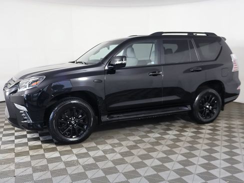 Used 2023 Lexus GX 460 w/ Black Line Special Edition AWD/4WD image 19