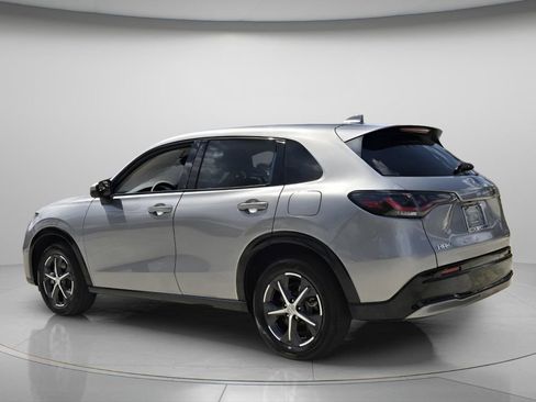 Used 2025 Honda HR-V EX-L image 8