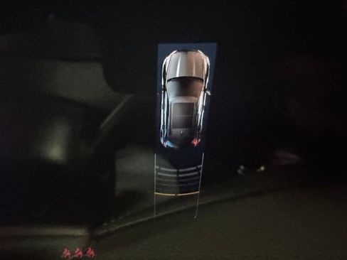 Used 2024 Cadillac XT4 Premium Luxury w/ Cold Weather Package image 18