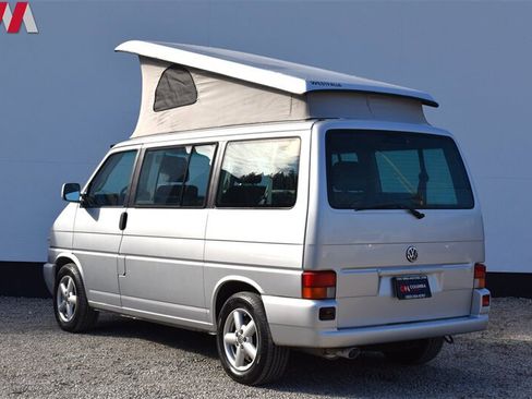 Used 2002 Volkswagen Eurovan MV FWD image 4