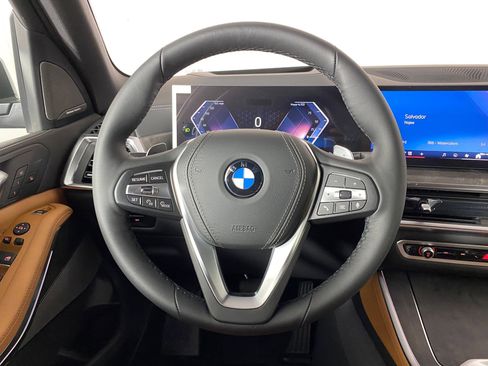 New 2026 BMW X5 sDrive40i image 13