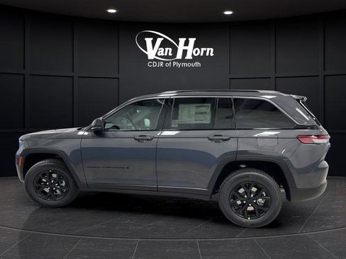 New 2026 Jeep Grand Cherokee Altitude AWD/4WD image 6