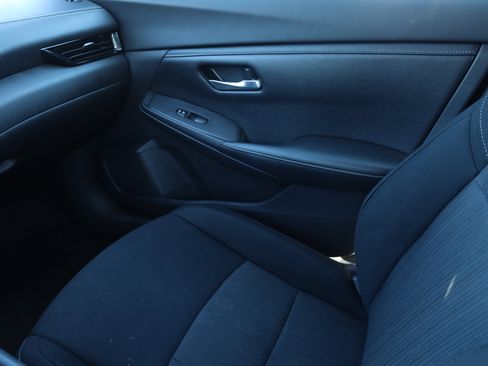 Used 2023 Nissan Sentra SV image 13