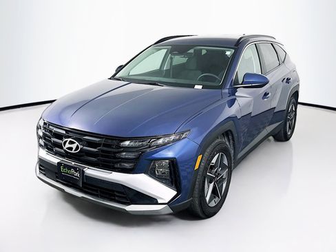Used 2025 Hyundai Tucson SEL FWD image 3