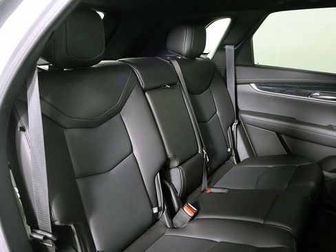 Used 2023 Cadillac XT5 Premium Luxury image 32