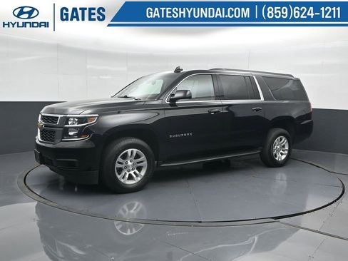 Used 2020 Chevrolet Suburban LS w/ Skid Plate Package AWD/4WD image 7