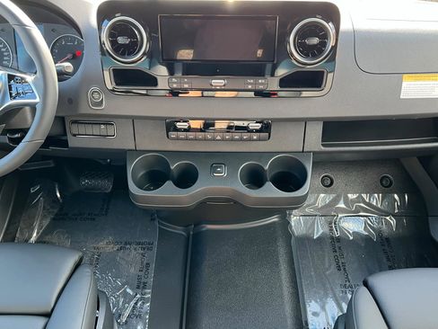 New 2026 Mercedes-Benz Sprinter 2500 image 13