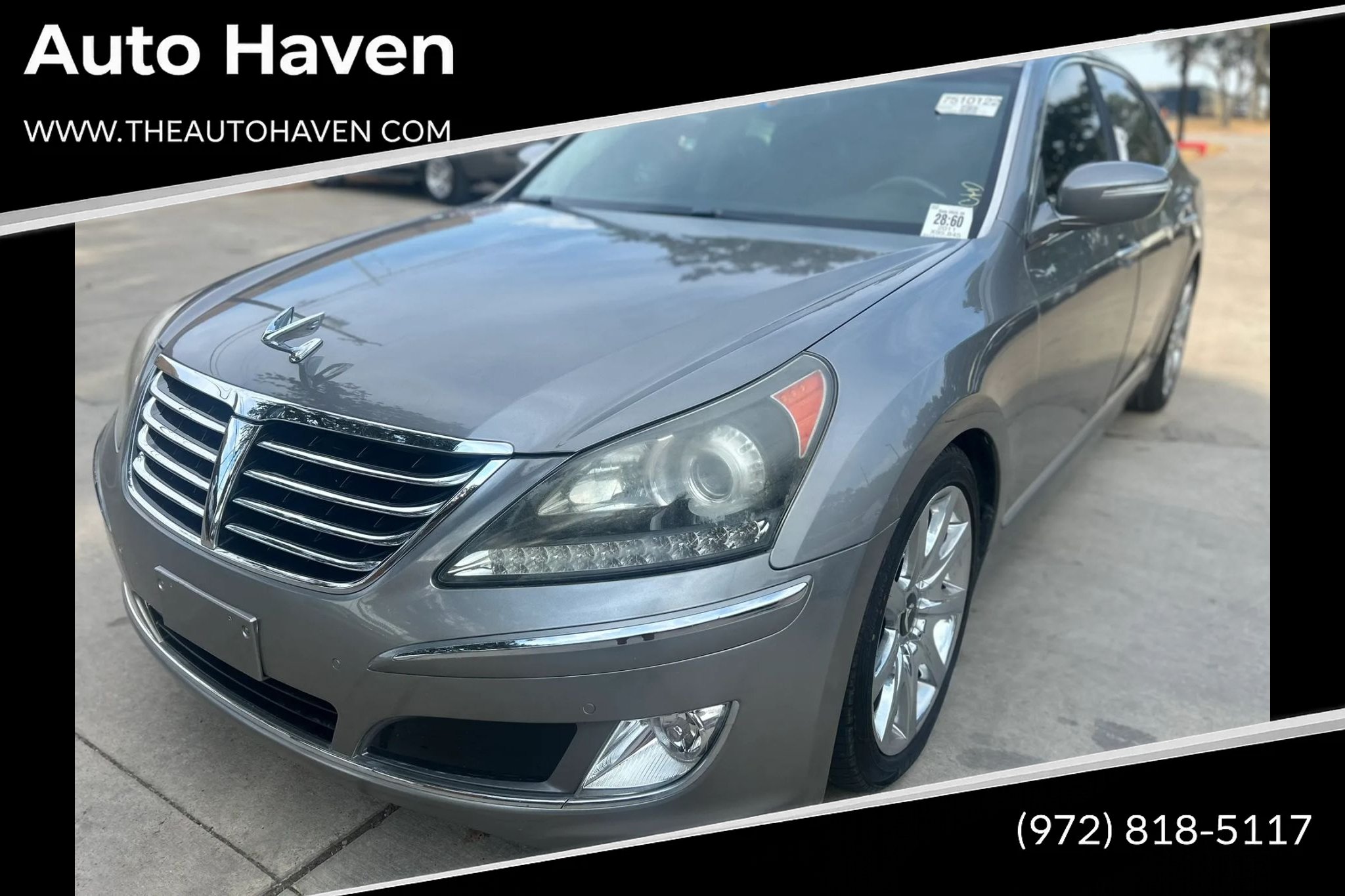 Used 2011 Hyundai Equus Signature RWD image 1
