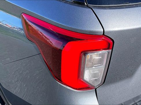 Used 2022 Ford Explorer ST w/ Equipment Group 401A image 28