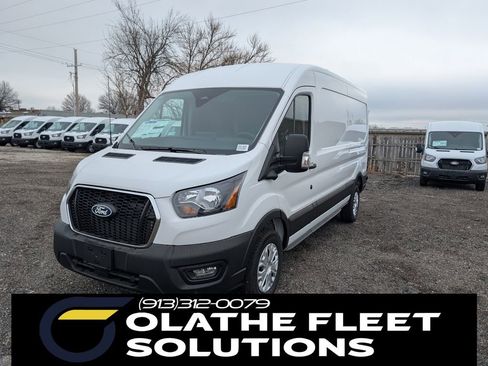 New 2026 Ford Transit 250 148 Medium Roof RWD image 2
