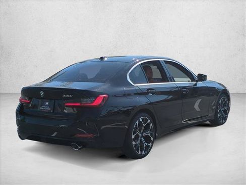 Used 2026 BMW 330i Sedan w/ Premium Package RWD image 5