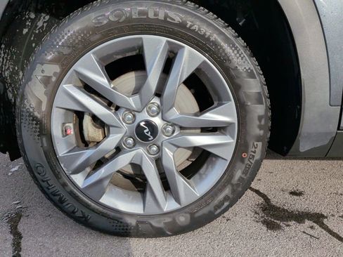 Used 2023 Kia Seltos S image 10