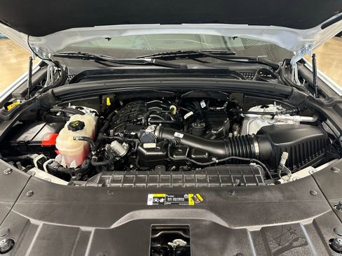 Used 2023 Jeep Grand Cherokee L Laredo image 45